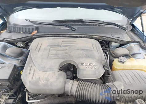 2011 Chrysler 300 Limited z USA, uszkodzony, nr VIN 2C3CA5CG2BH592083